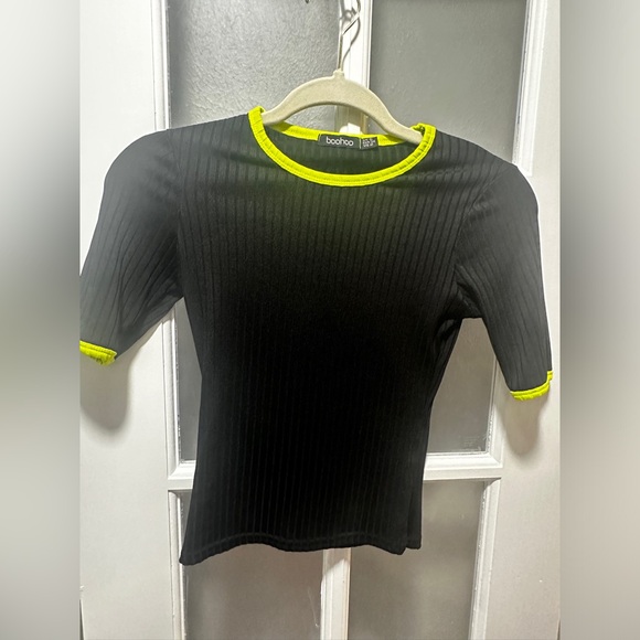 Boohoo Black and Neon Green Shirt - Picture 4 of 7